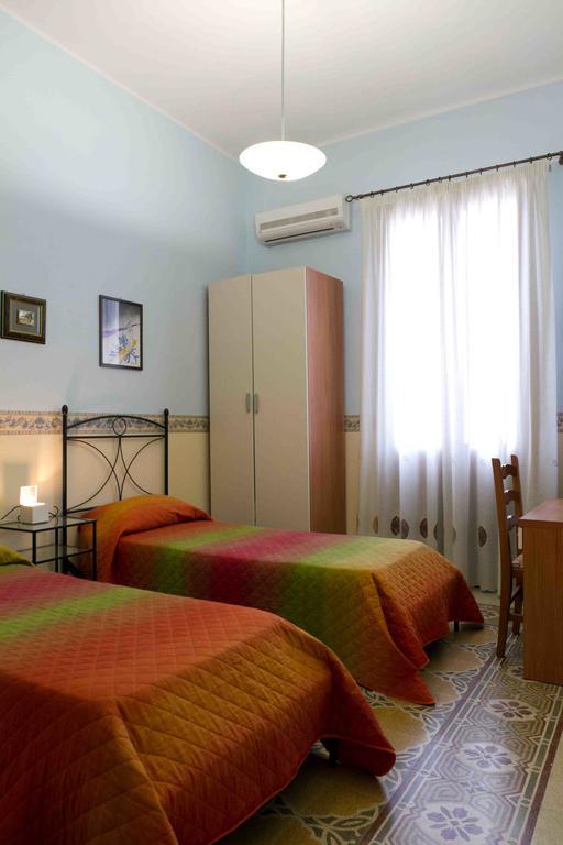 Casa Vacanza Albamarina ตราปานี ห้อง รูปภาพ