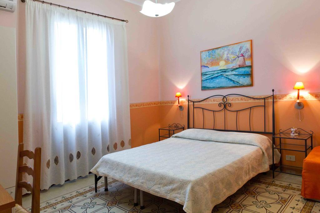 Casa Vacanza Albamarina ตราปานี ห้อง รูปภาพ